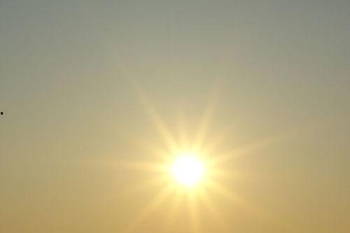 太阳欧美写实图片欣赏,欧美写实画作中的光影与情感